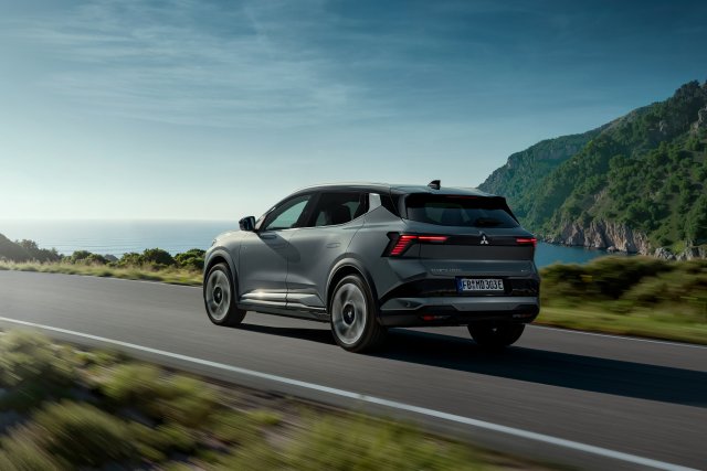 Eclipse Cross BEV